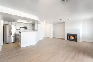 Photo #5: 2786016 Listing 