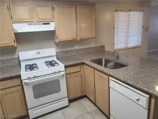 Photo #6: 2786070 Listing 