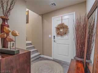 Photo #3: 2786080 Listing