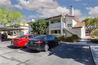 Photo #2: 2786088 Listing