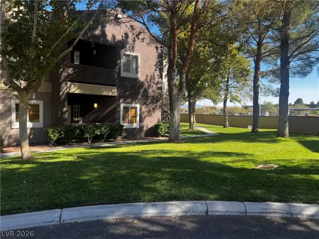 MLS: 2786090 Condo For Sale