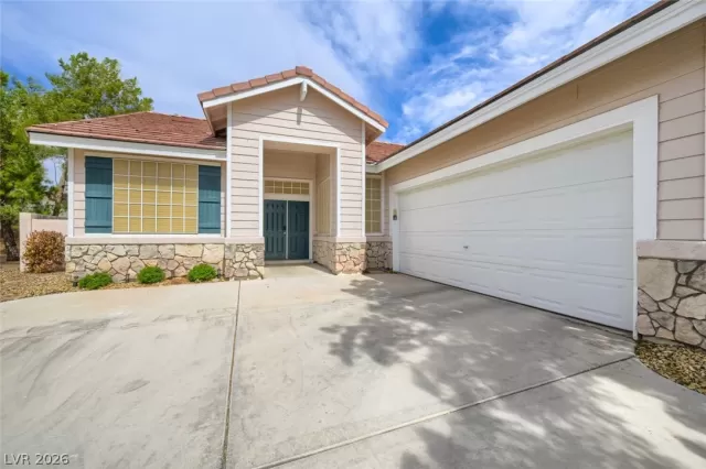 MLS: 2786098 Condo For Sale