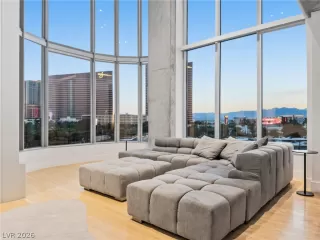 Photo #3: 2786099 Listing