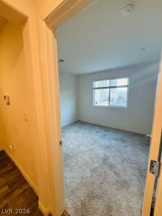 Photo #4: 2786102 Listing 