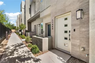 More Details about MLS # 2786104 : 11469 VIBRANT HEIGHTS DRIVE