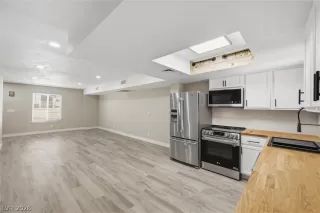 Photo #1: 2786110 Listing