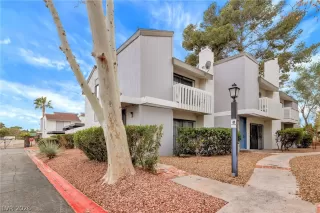 More Details about MLS # 2786125 : 624 BROOKWAY LANE