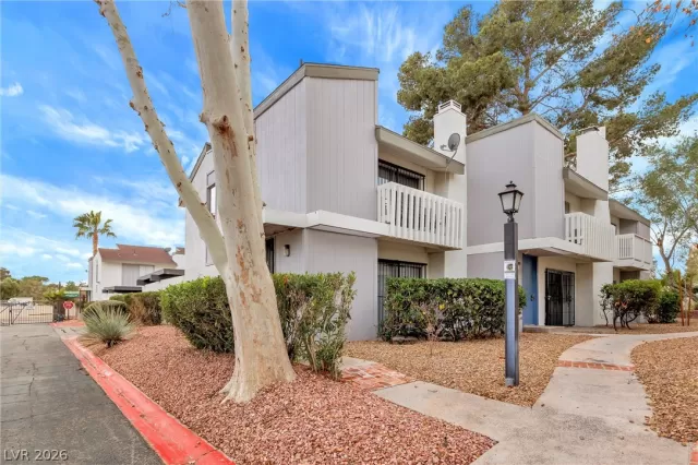 MLS: 2786125 Condo For Sale