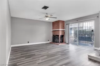 Photo #4: 2786125 Listing