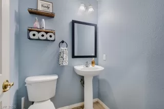 Photo #6: 2786130 Listing