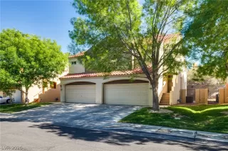 Photo #2: 2786181 Listing