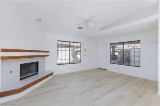 Photo #6: 2786184 Listing