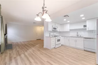 Photo #2: 2786188 Listing 