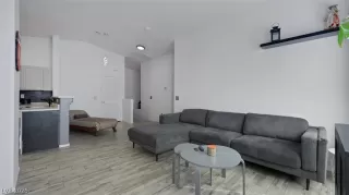 Photo #5: 2786206 Listing