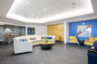 Photo #2: 2786286 Listing