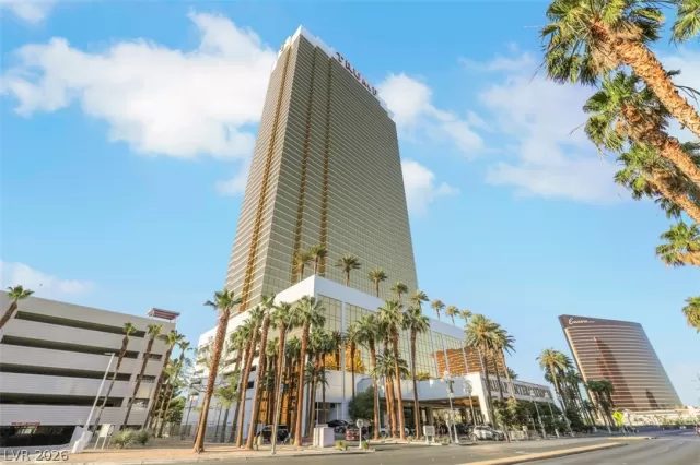 MLS: 2786308 Condo For Sale