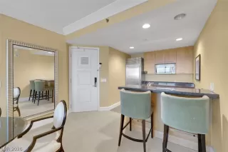Photo #6: 2786308 Listing