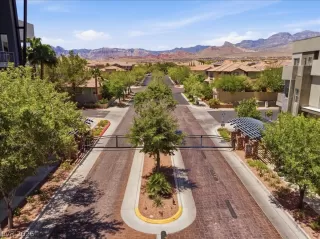 Photo #1: 2786312 Listing