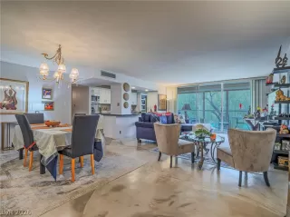Photo #2: 2786317 Listing