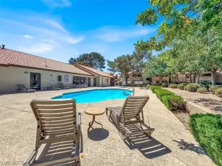 Photo #1: 2786322 Listing
