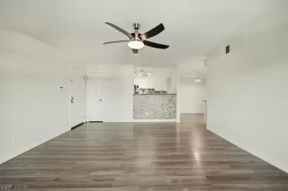 Photo #4: 2786322 Listing