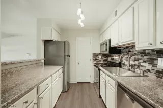 Photo #6: 2786322 Listing