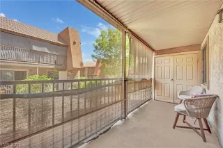 Photo #4: 2786342 Listing