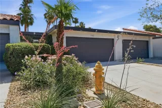 Photo #3: 2786359 Listing