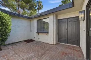 Photo #5: 2786359 Listing