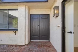 Photo #6: 2786359 Listing