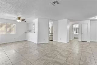 Photo #5: 2786411 Listing