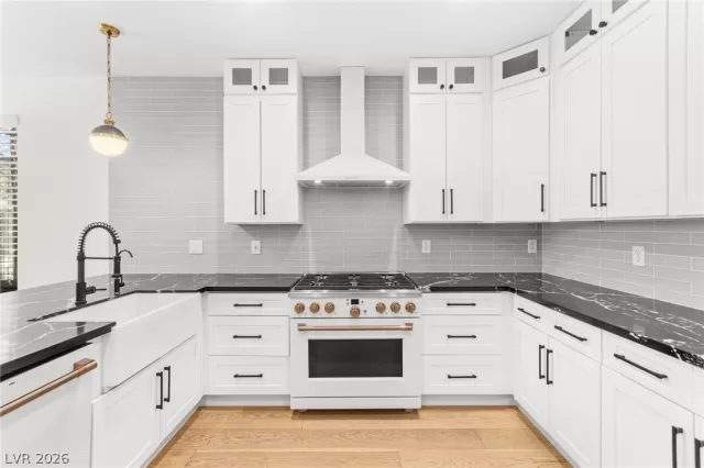 MLS: 2786439 Condo For Sale