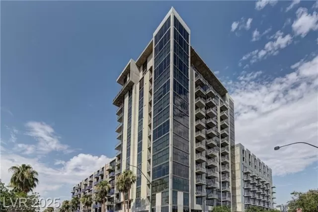 MLS: 2786475 Condo For Sale