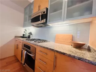 Photo #3: 2786475 Listing