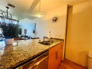 Photo #6: 2786475 Listing