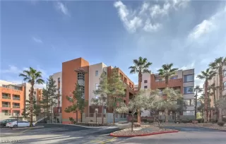 Photo #1: 2786481 Listing 