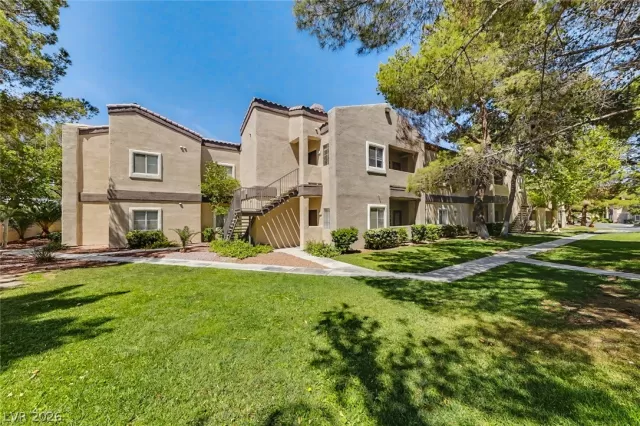MLS: 2786524 Condo For Sale