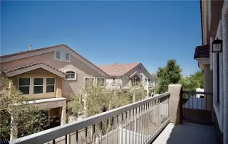 Photo #5: 2786599 Listing