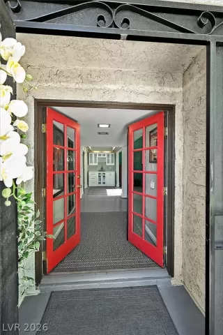Photo #2: 2786627 Listing