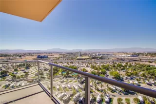 Photo #5: 2786660 Listing