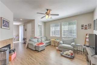 Photo #4: 2786661 Listing