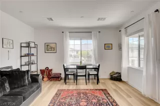 Photo #5: 2786690 Listing