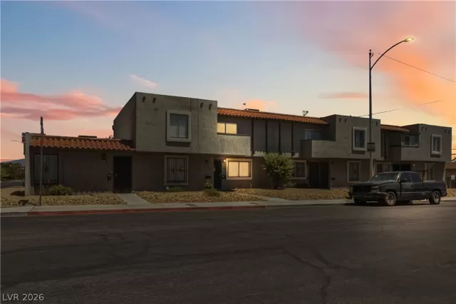 MLS: 2786691 Condo For Sale