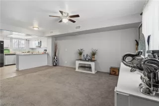 Photo #2: 2786691 Listing