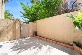 Photo #2: 2786693 Listing