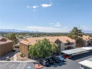Photo #2: 2786719 Listing