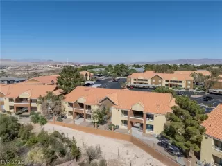 Photo #5: 2786719 Listing