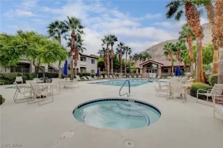 Photo #2: 2786734 Listing