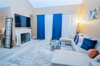 Photo #6: 2786862 Listing