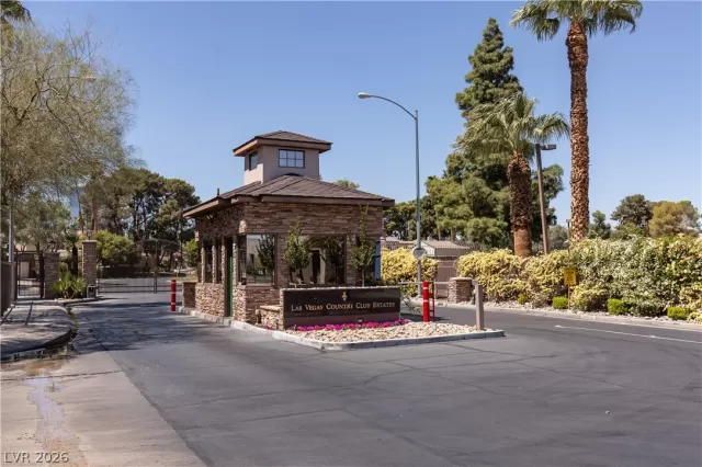 MLS: 2786907 Condo For Sale
